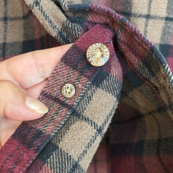 Field & Stream Heavy Flannel Long Sleeve Plaid Button Up 100% Woven Cotton Shirt - Picture 11 of 17